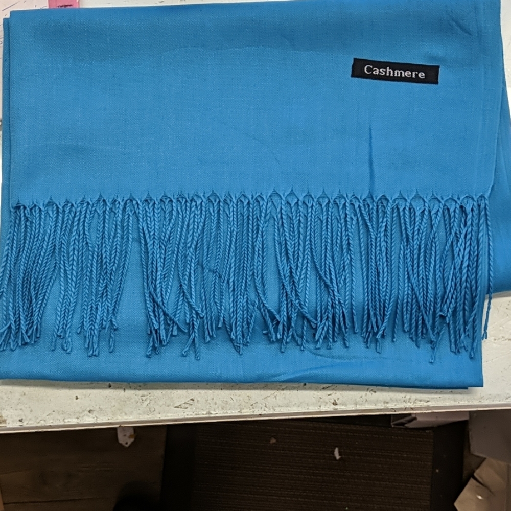 Cashmere scarf wrap